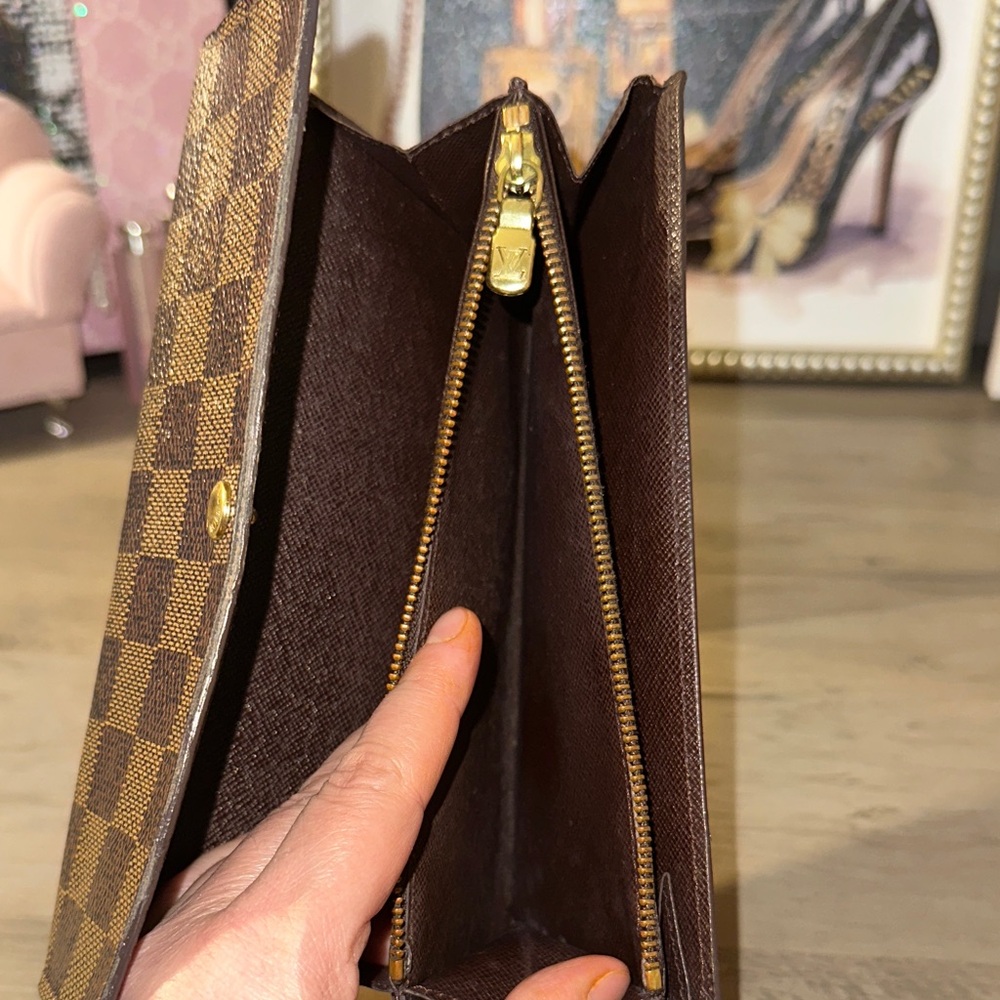 Louis Vuitton Damier Ebene Sarah long Wallet - Picture 6 of 13